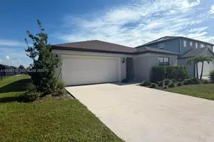 10798 Marlberry Way, North Fort Myers, FL 33917 - Photo 3