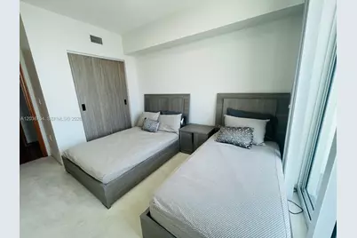[Address not provided], Hallandale Beach, FL 33009 - Photo 9