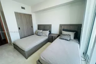[Address not provided], Hallandale Beach, FL 33009 - Photo 9