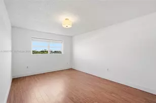 7150 Indian Creek Dr, Miami Beach, FL 33141 - Photo 9