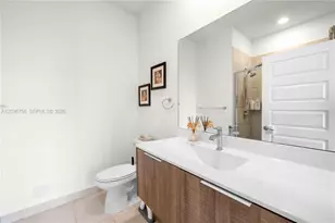 7925 NW 104th Ave, Doral, FL 33178 - Photo 17