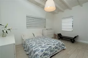 1260 NE 153rd St, North Miami Beach, FL 33162 - Photo 7