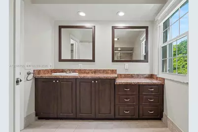 10994 Neptune Dr, Cooper City, FL 33026 - Photo 29