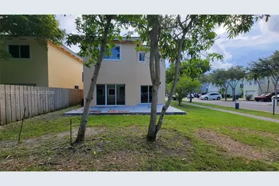 391 NE 33rd Ter, Homestead, FL 33033 - Photo 7