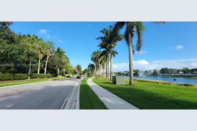 391 NE 33rd Ter, Homestead, FL 33033 - Photo 33