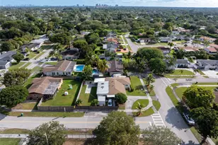 10431 SW 93rd St, Miami, FL 33176 - Photo 39