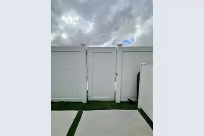 [Address not provided], Hialeah, FL 33018 - Photo 19