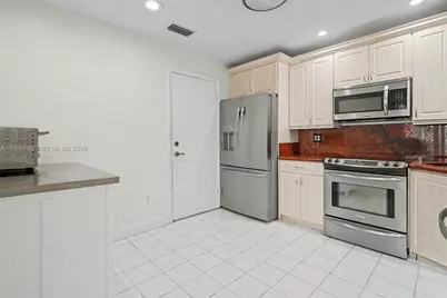 10994 Neptune Dr #10994, Cooper City, FL 33026 - Photo 17