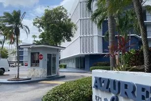 873 NE 195th St, Miami, FL 33179 - Photo 15