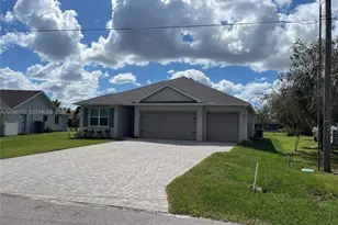 455 Londrina Dr, Punta Gorda, FL 33983 - Photo 3