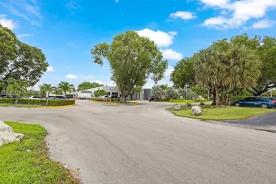 2775 NW 63rd Ct, Fort Lauderdale, FL 33309 - Photo 1