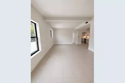 16500 NE 5th Ave, Miami, FL 33162 - Photo 5