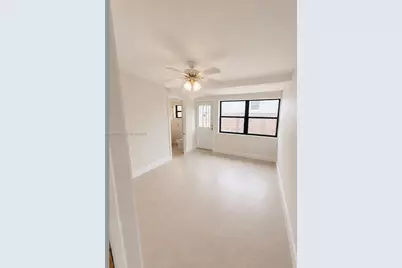 16500 NE 5th Ave, Miami, FL 33162 - Photo 11