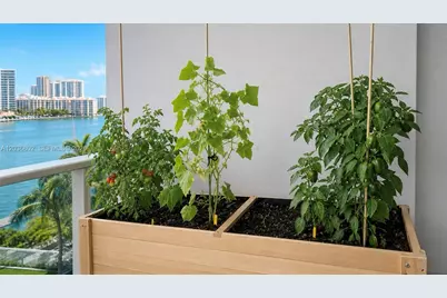 900 Bay Dr #424, Miami Beach, FL 33141 - Photo 25