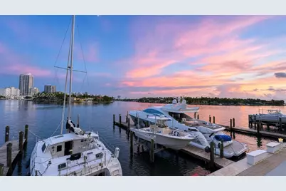 900 Bay Dr #424, Miami Beach, FL 33141 - Photo 15