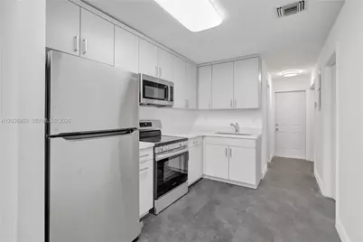 5980 SW 40th Ave #E, Dania Beach, FL 33312 - Photo 17
