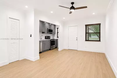 5839 SW 74th Ter #103, South Miami, FL 33143 - Photo 5