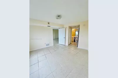2415 NW 16th St Rd #603-1, Miami, FL 33125 - Photo 9