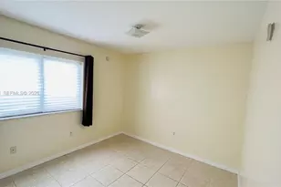 2415 NW 16th St Rd, Miami, FL 33125 - Photo 17