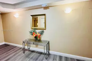 2415 NW 16th St Rd, Miami, FL 33125 - Photo 29