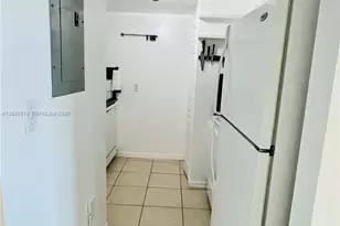 2415 NW 16th St Rd, Miami, FL 33125 - Photo 11
