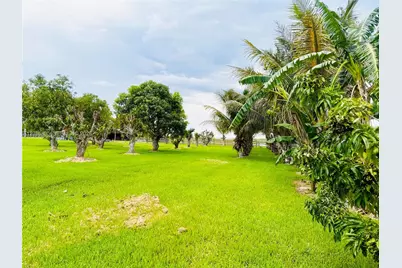 21217 SW 160 St, Miami, FL 33187 - Photo 75