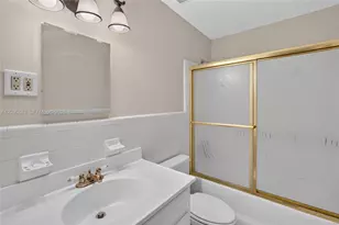 1944 SW 48th Ave, Gainesville, FL 32608 - Photo 21