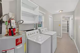 1944 SW 48th Ave, Gainesville, FL 32608 - Photo 43