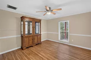 1944 SW 48th Ave, Gainesville, FL 32608 - Photo 17