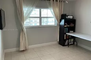 400 Golden Isles Dr, Hallandale Beach, FL 33009 - Photo 25