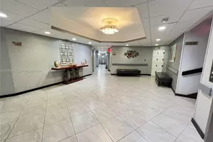 1400 St Charles Pl, Pembroke Pines, FL 33026 - Photo 23