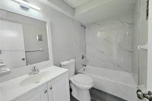 335 SW 20th St, Fort Lauderdale, FL 33315 - Photo 7
