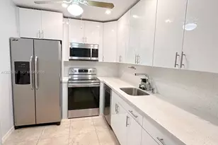250 181 Dr, Sunny Isles Beach, FL 33160 - Photo 5