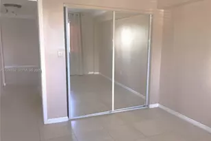 250 181 Dr, Sunny Isles Beach, FL 33160 - Photo 5