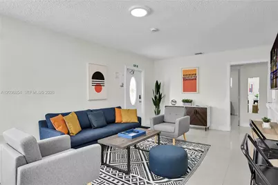 6452 Custer St, Hollywood, FL 33024 - Photo 5