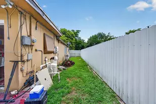 761 NE 139th St, North Miami, FL 33161 - Photo 43