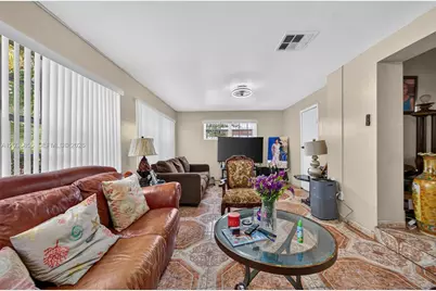 761 NE 139th St, North Miami, FL 33161 - Photo 7