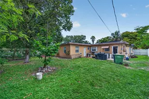761 NE 139th St, North Miami, FL 33161 - Photo 51