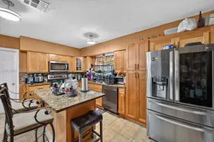 761 NE 139th St, North Miami, FL 33161 - Photo 29