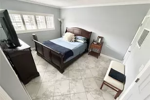 1000 SW 12th St, Fort Lauderdale, FL 33315 - Photo 19