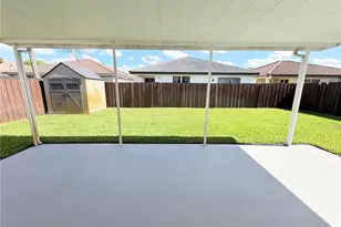 8024 NW 198th Terrace, Hialeah, FL 33015 - Photo 33