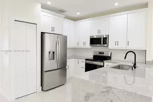 8024 NW 198th Terrace, Hialeah, FL 33015 - Photo 7