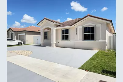 8024 NW 198th Ter #-, Hialeah, FL 33015 - Photo 3