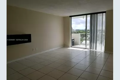 [Address not provided], North Miami, FL 33181 - Photo 3