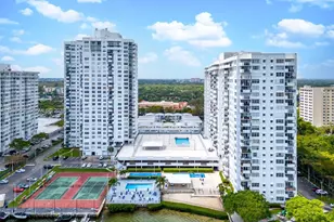 2780 NE 183rd St, Aventura, FL 33160 - Photo 27