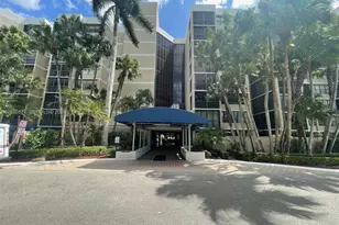 16300 Golf Club Rd, Weston, FL 33326 - Photo 3