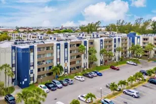 10090 NW 80th Ct, Hialeah Gardens, FL 33016 - Photo 13