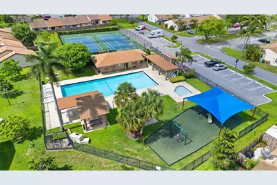 2152 SW 81st Way #2152, Davie, FL 33324 - Photo 15