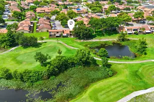 2152 SW 81st Way, Davie, FL 33324 - Photo 9