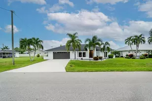 3728 SE 18th Ave, Cape Coral, FL 33904 - Photo 3